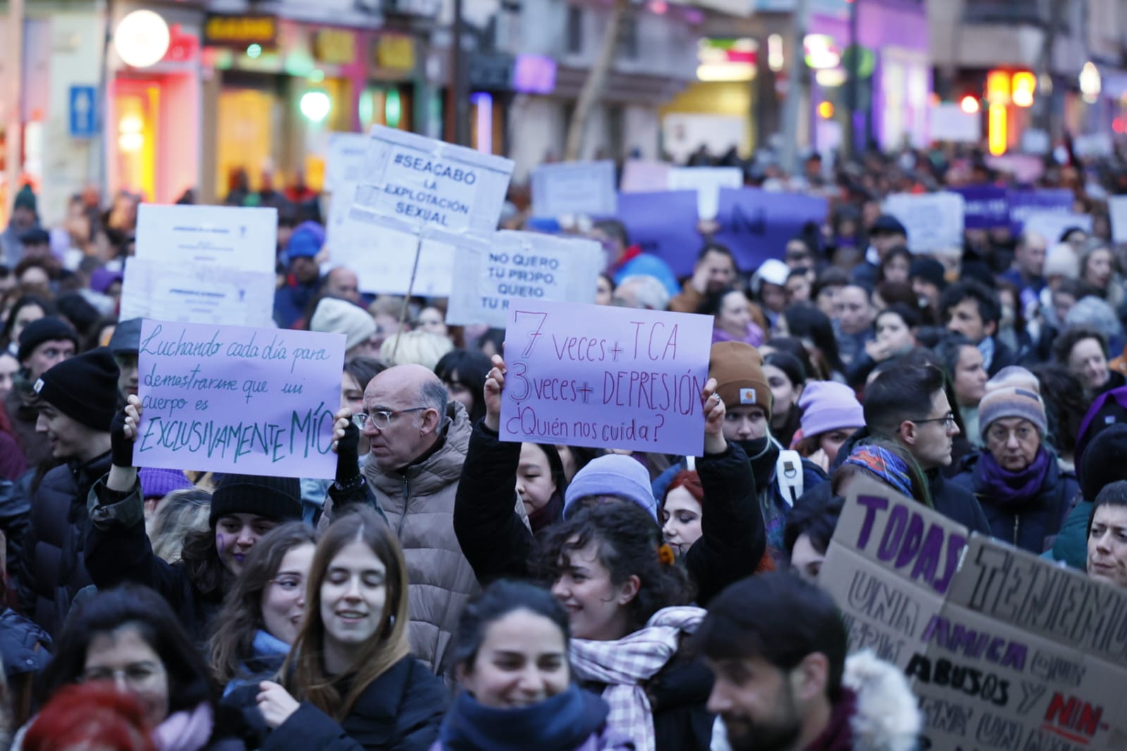 2.000 personas reivindican el Día Internacional de la Mujer en Salamanca