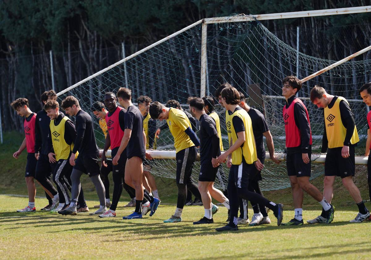 Jugadores del Salamanca UDS en el entrenamiento del sábado