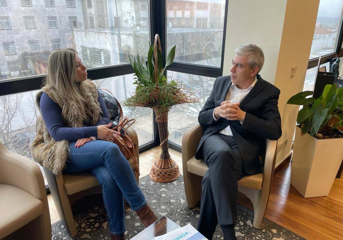 Laura Vicente y Sérgio Costa durante su encuentro en Guarda