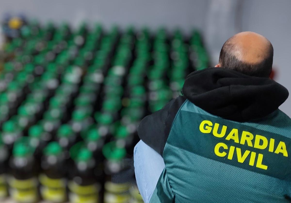 Dos detenidos por vender aceite de oliva fraudulento en Cáceres