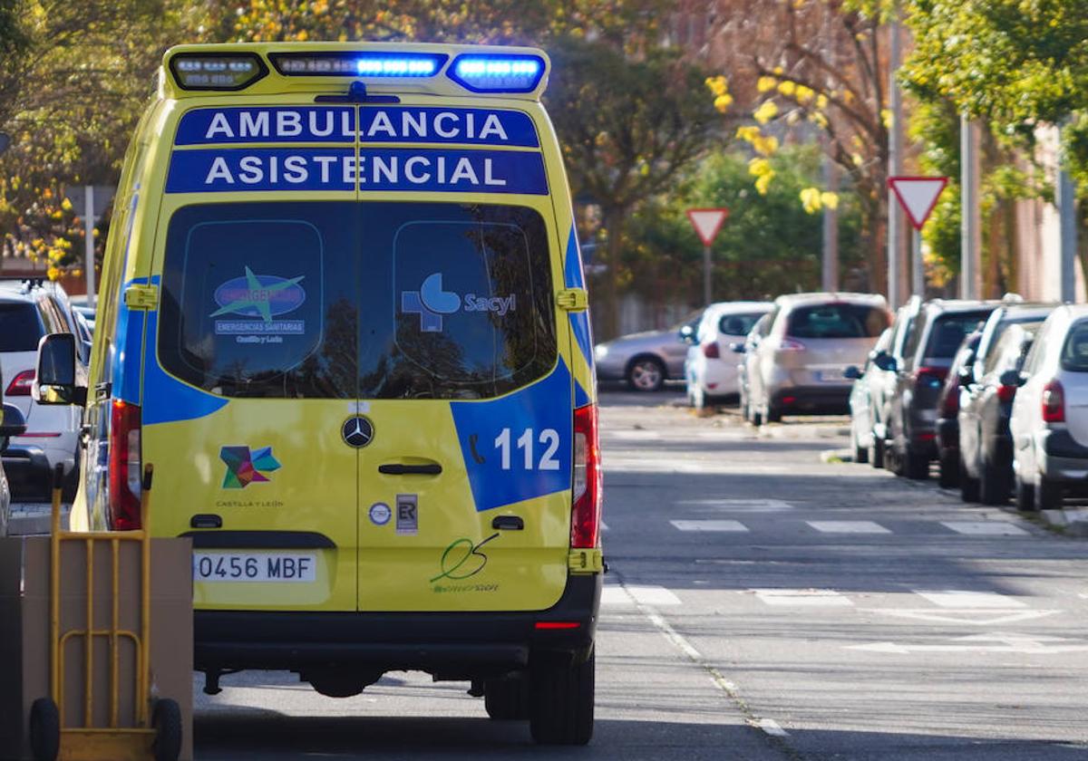 El conductor de un patinete herido al chocar con un turismo en la avenida de Salamanca