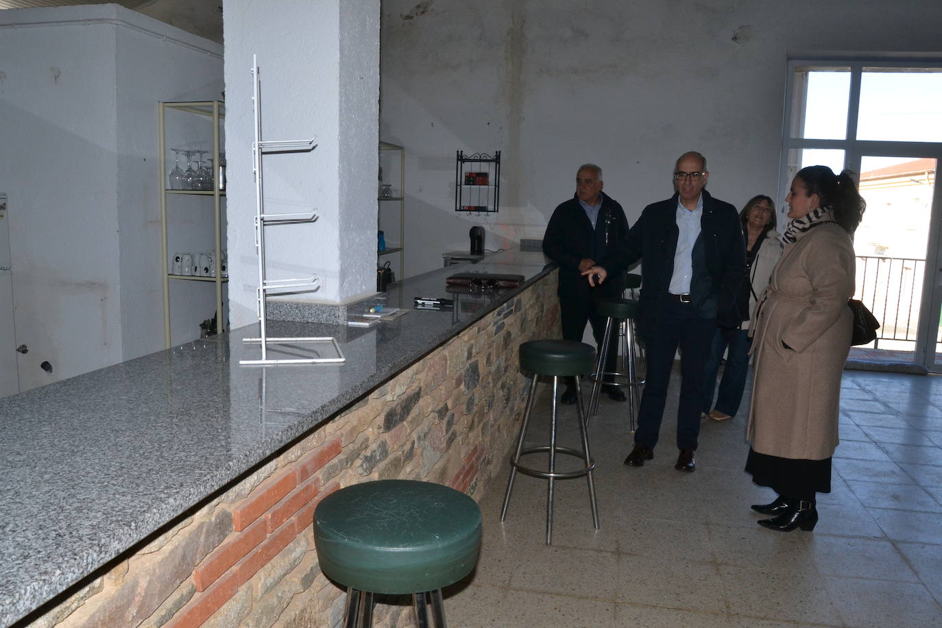 El PP mantiene un encuentro con sus alcaldes y concejales en la comarca de Vitigudino