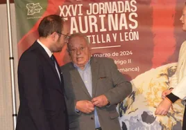 Marcos Iglesias y Gonzalo Santonja, en el estreno de las Jornadas Taurinas en Miróbriga. S