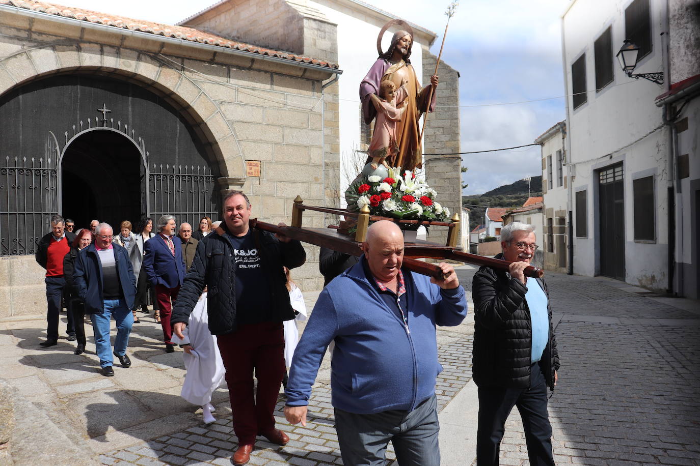 Ledrada celebra la festividad de San José, patrón de su residencia