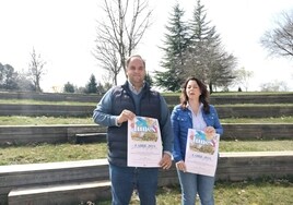 El acalde, Roberto Martín, y la coordinadora municipal de Cultura, María Jesús Moro.