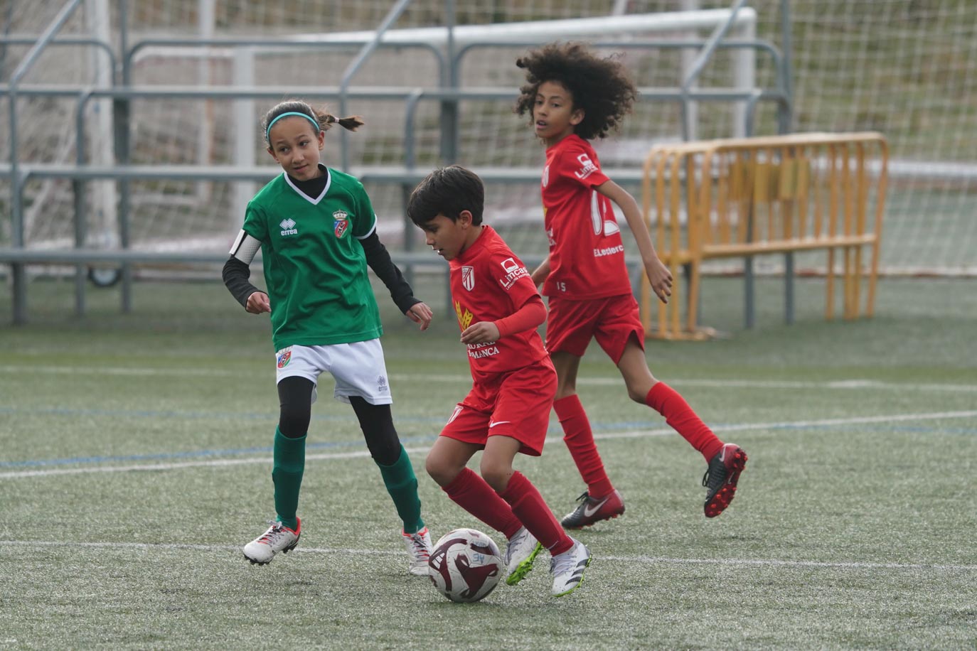 Las mejores imágenes de la jornada 19 del fútbol base en Salamanca