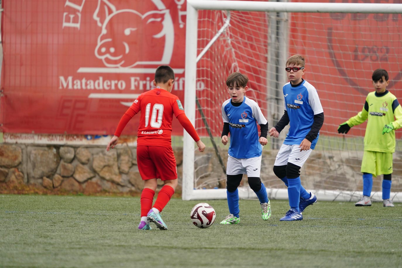 Las mejores imágenes de la jornada 19 del fútbol base en Salamanca