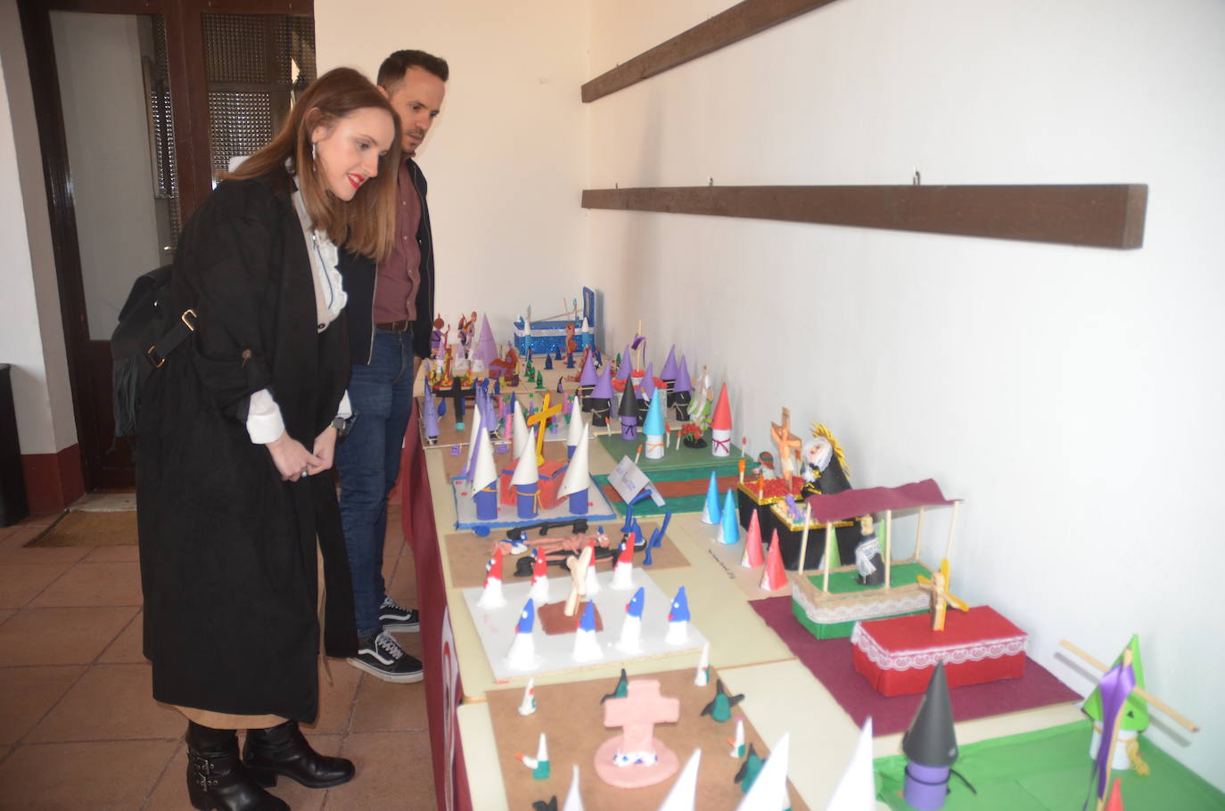 Alumnos de Religión del colegio Miróbriga recogen en maquetas todos los pasos de la Semana Santa