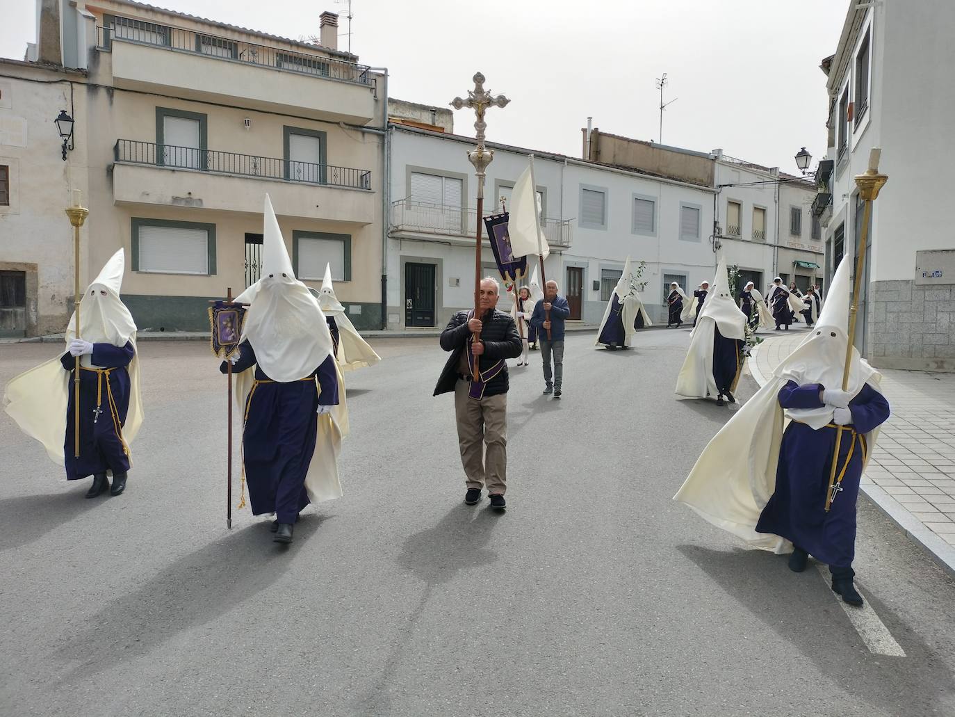 Ledrada abre su Semana Santa con la procesión del Domingo de Ramos