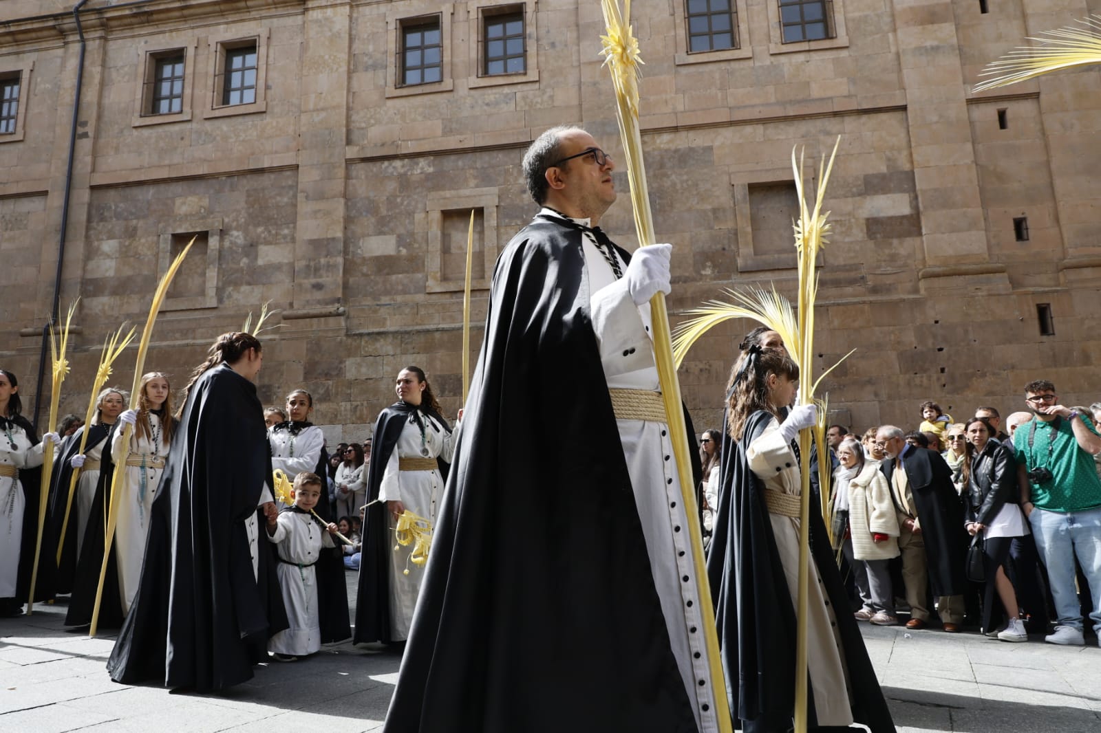 Las mejores imágenes de la procesión de La Borriquilla en Salamanca