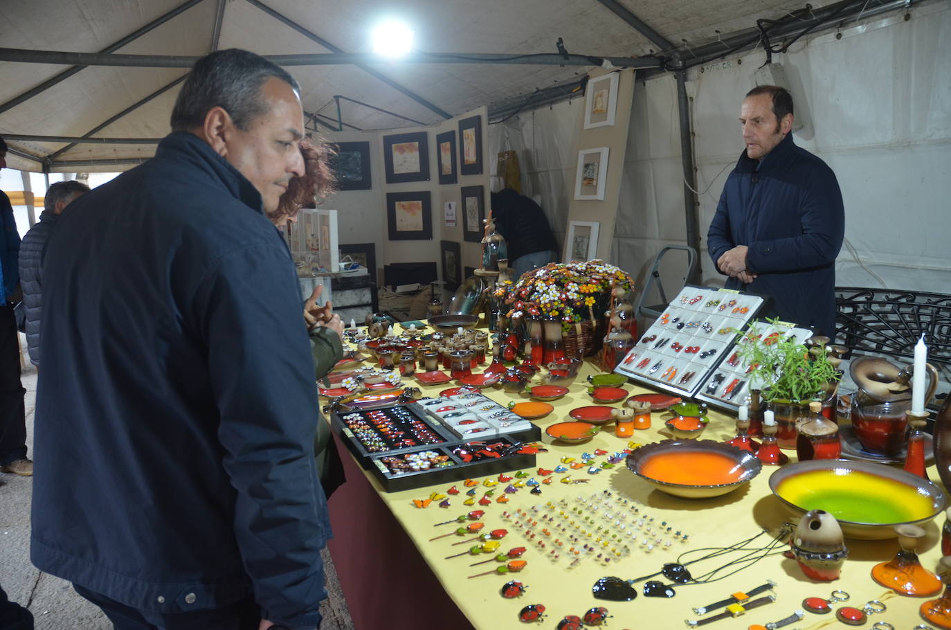 Ciudad Rodrigo encuentra refugio en el III Mercado Artesano