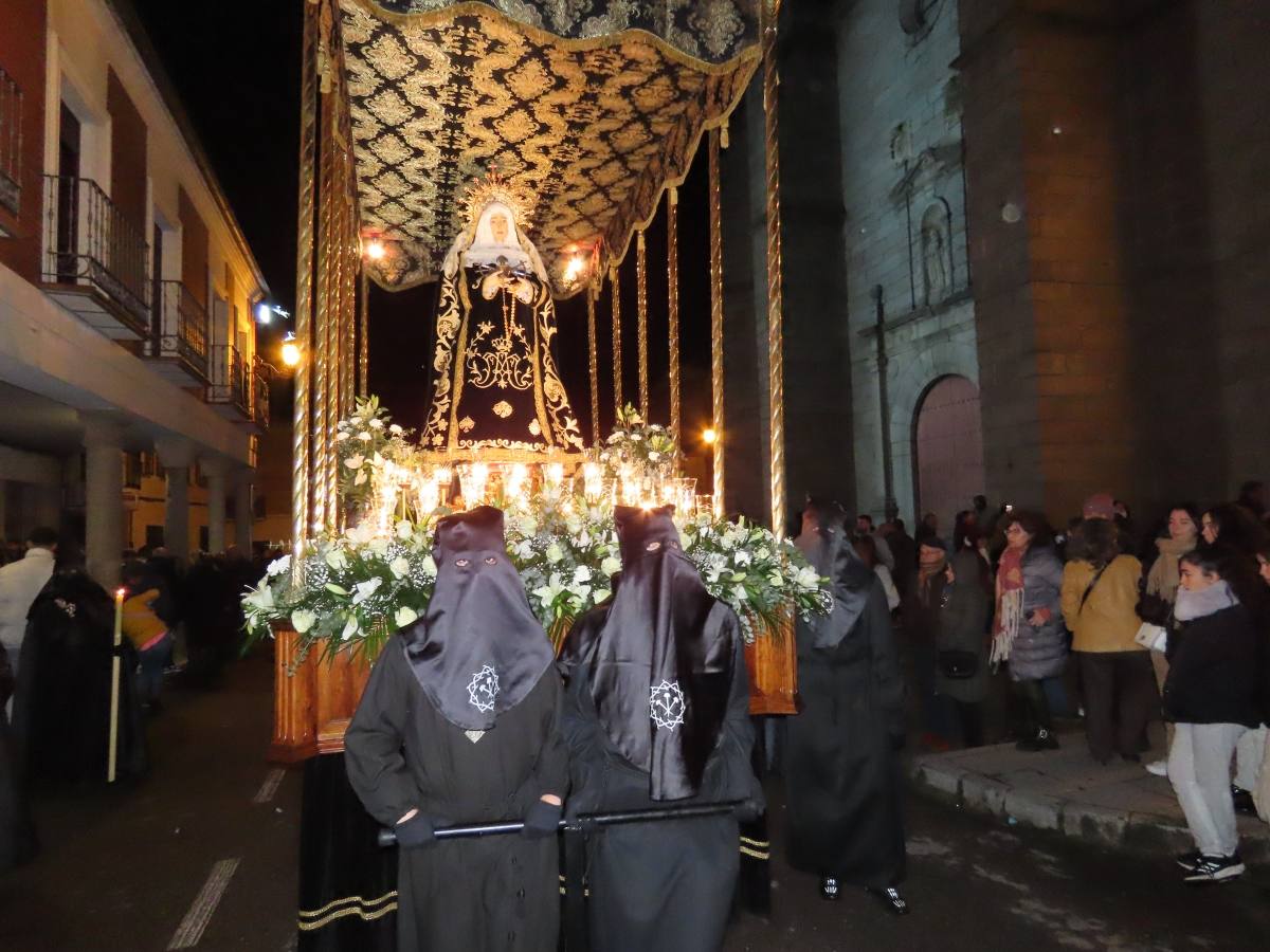 Concentración de emociones en el Santo Entierro de Peñaranda de Bracamonte