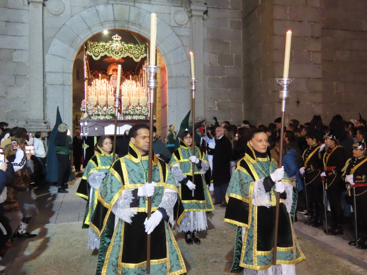 Concentración de emociones en el Santo Entierro de Peñaranda de Bracamonte