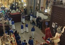 Pasión y emoción en el Encuentro dentro de la Vera Cruz para poner el broche final a la Semana Santa