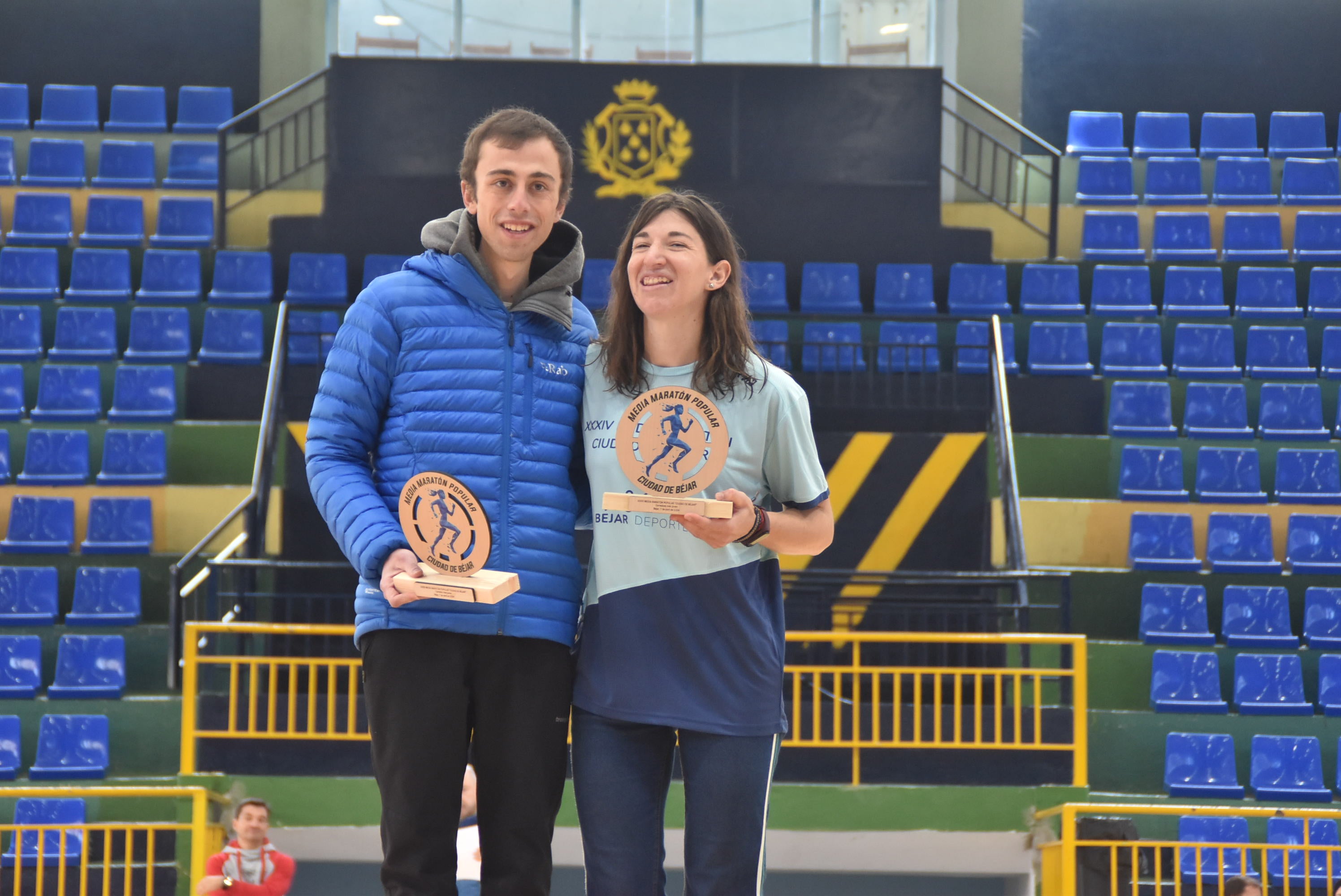 Dani Sanz y Ester Rodríguez ganan la Medio Maratón de Béjar