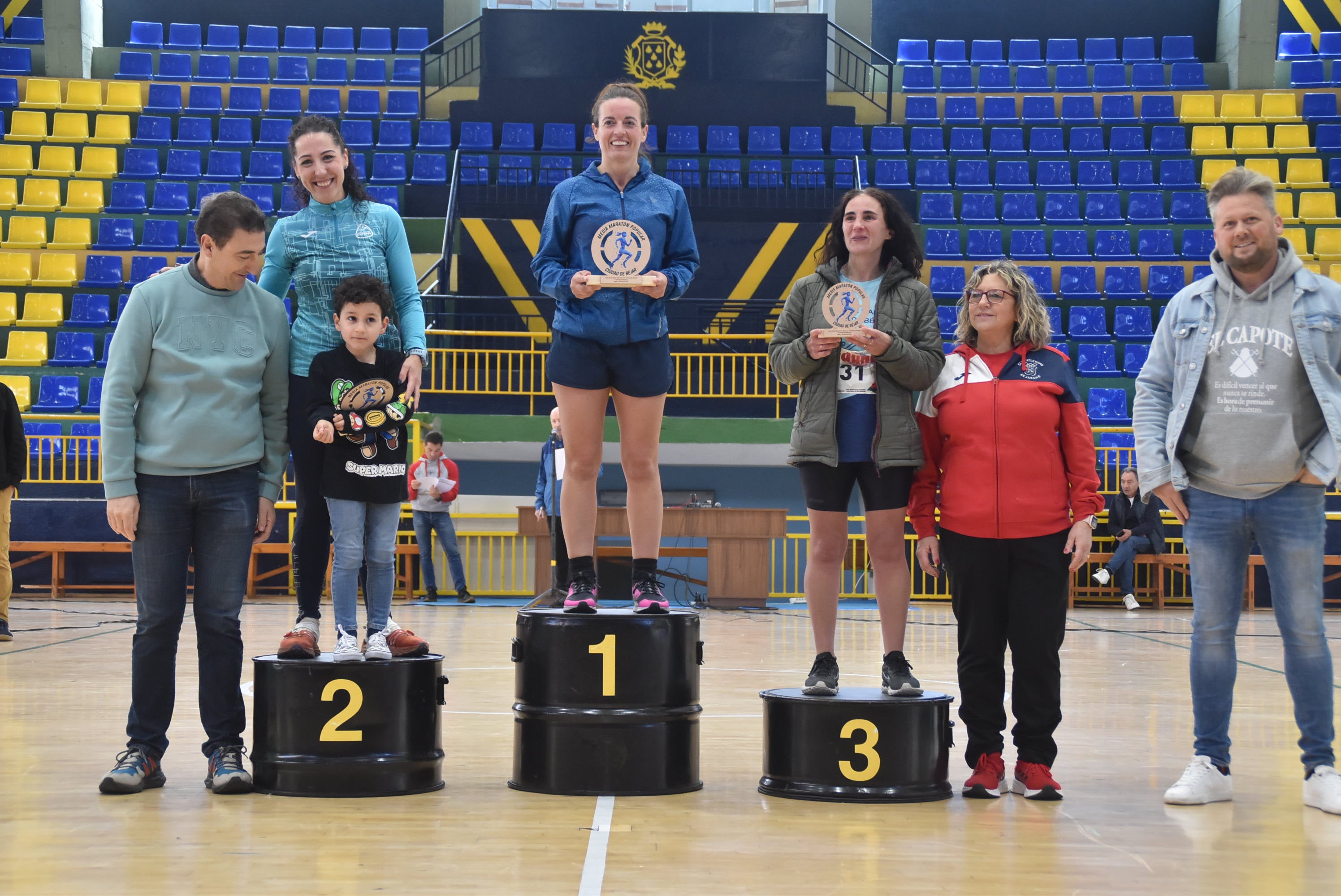 Dani Sanz y Ester Rodríguez ganan la Medio Maratón de Béjar