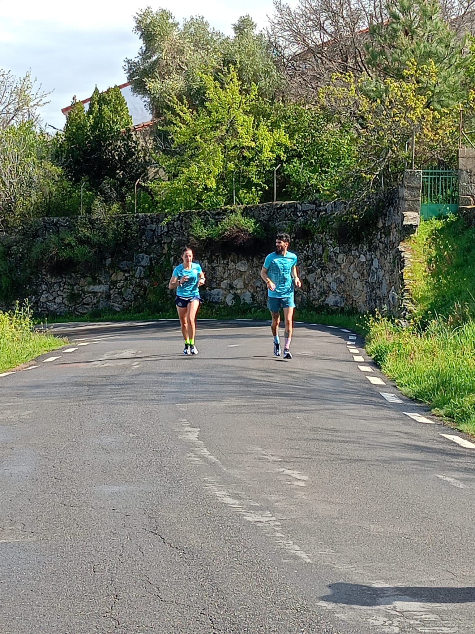 Dani Sanz y Ester Rodríguez ganan la Medio Maratón de Béjar