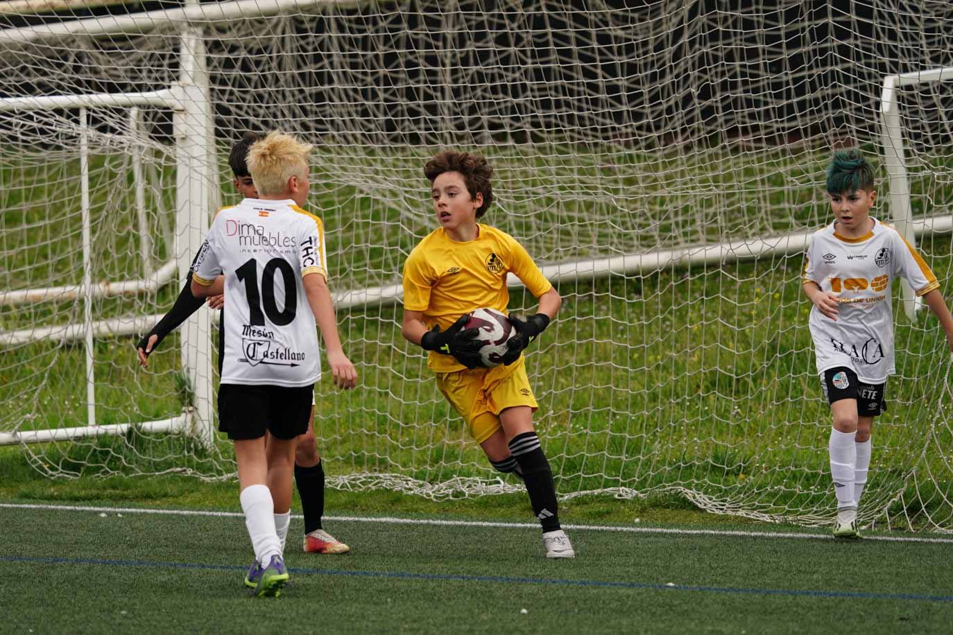 Las mejores imágenes de la jornada 21 del fútbol base en Salamanca