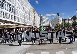 La afición de Unionistas ya se hace sentir en A Coruña