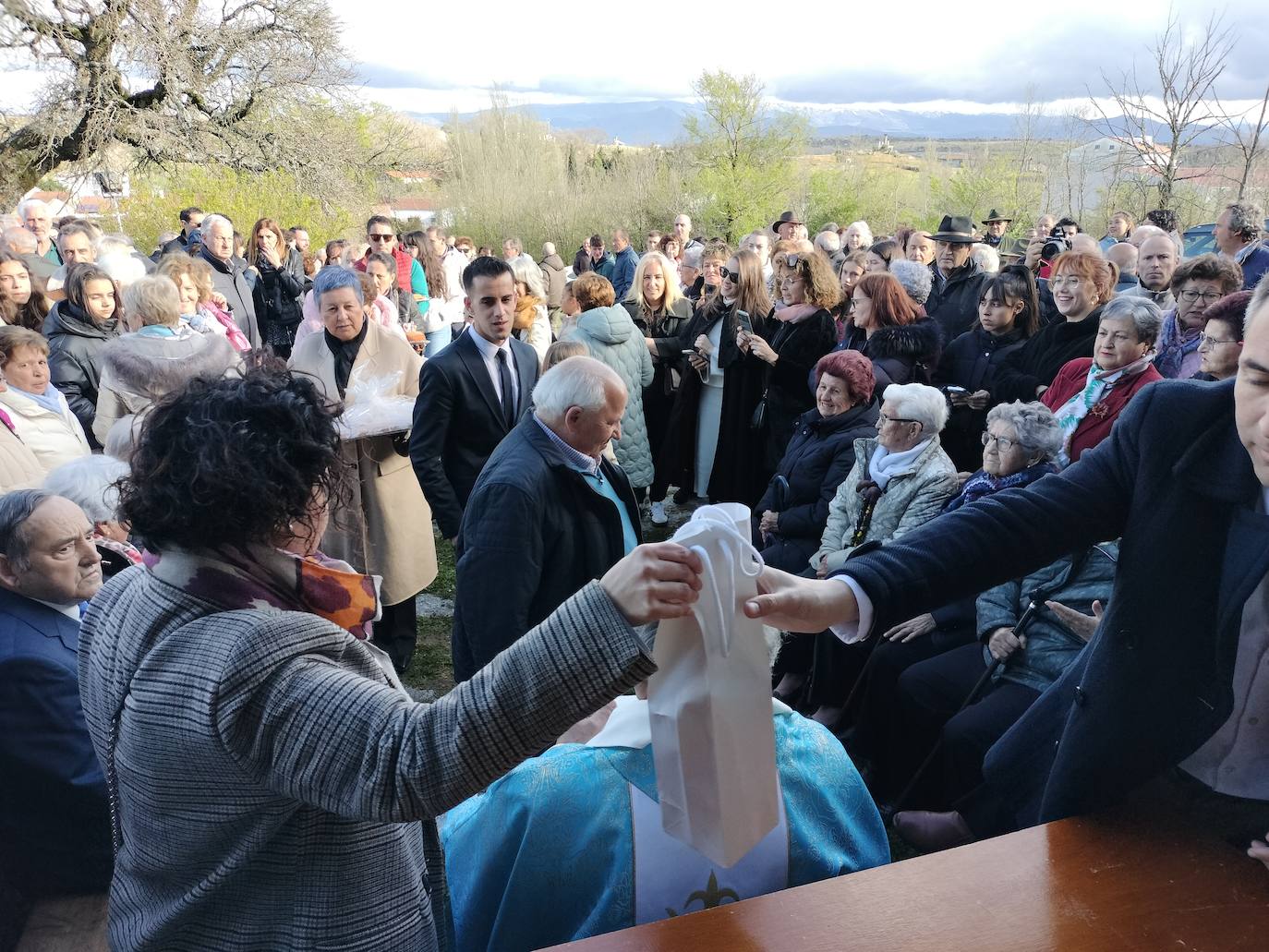 Los Santos no falta a su cita con la Virgen del Gozo