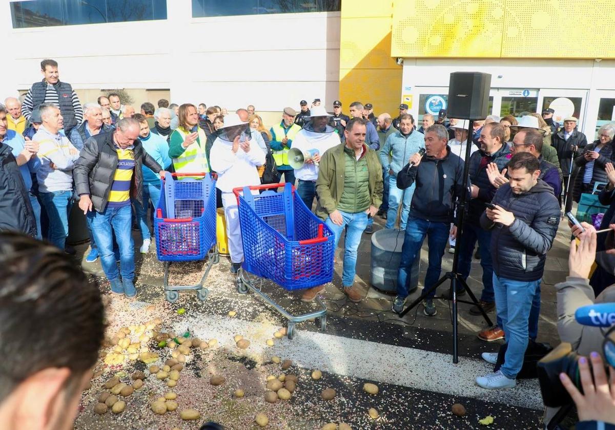 Acto de protesta conjunto de ASAJA, COAG, UPA y UCCL en Salamanca el pasado 15 de febrero.