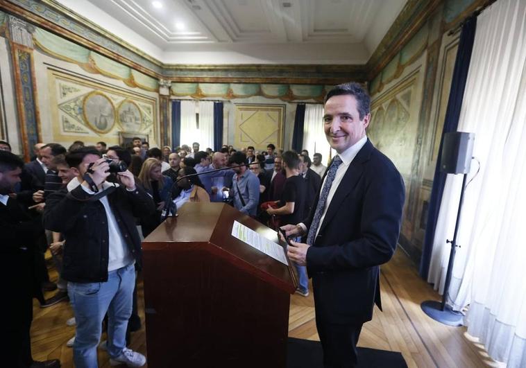 Corchado, en la presentación de su equipo.