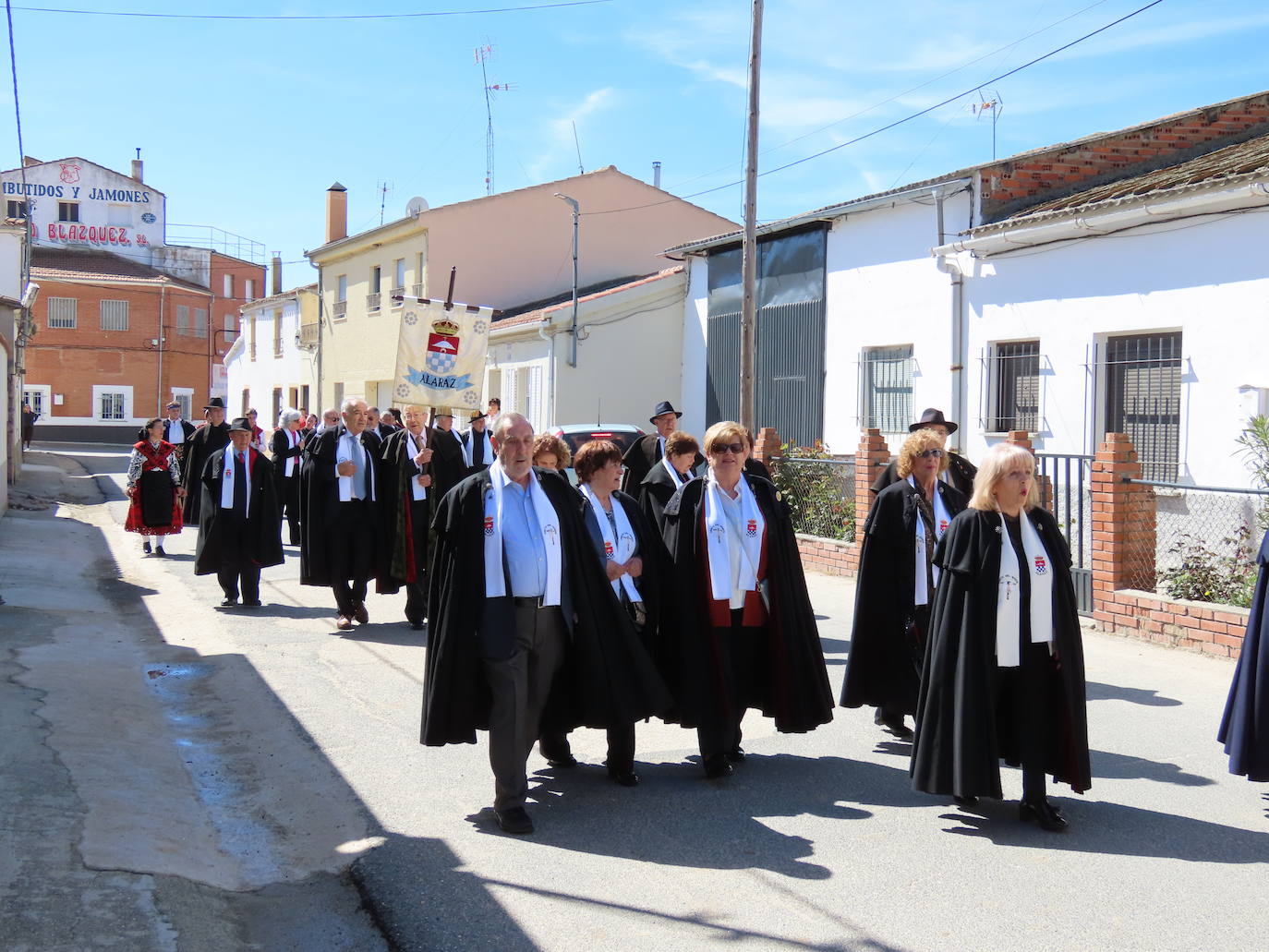 Casi 300 amigos de la capa en Santiago y Alaraz