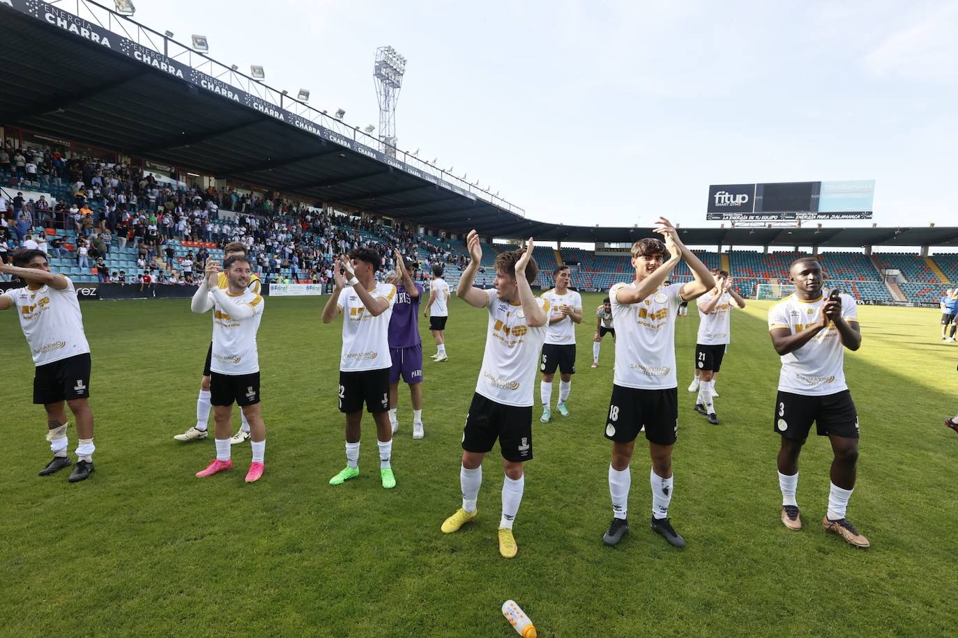 Las mejores imágenes de la victoria del Salamanca UDS al Palencia (2-0)
