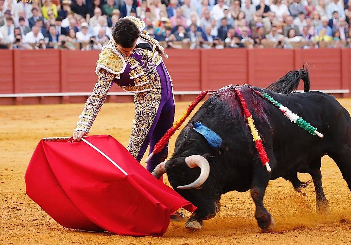 Derechazo de Tomás Rufo a Zacateca, el tercero de Jandilla.