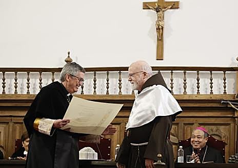 Imagen secundaria 1 - Seán Patrick O&#039;Malley apela a diseñar «una arquitectura de inmigración generosa, humana y efectiva»