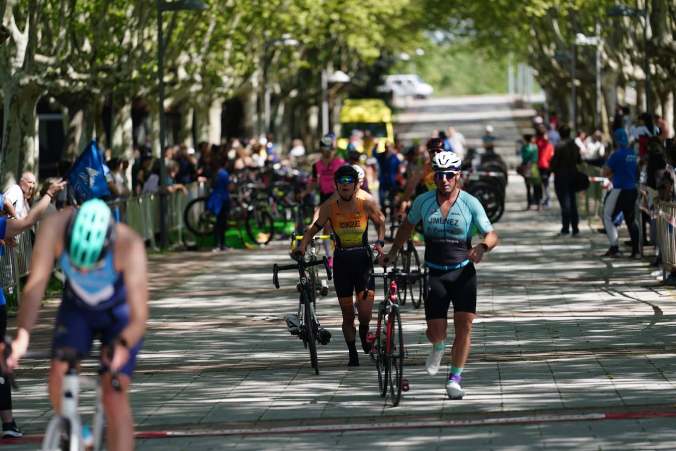 Nicolás Regidor y Marina Muñoz vencen en el Duatlón Sprint Grupo Andrés