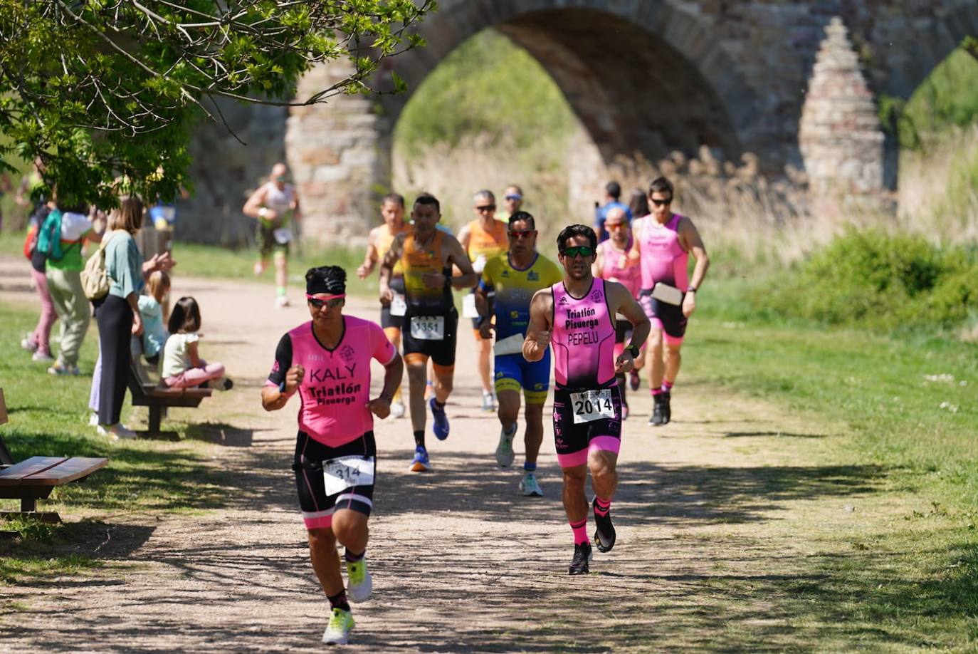 Nicolás Regidor y Marina Muñoz vencen en el Duatlón Sprint Grupo Andrés