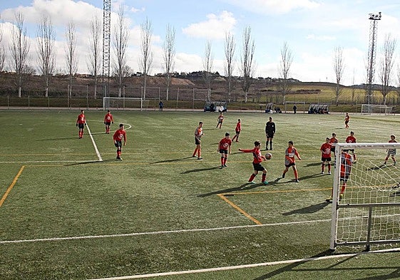 Eneucentro disputado en el Sánchez Paraíso.