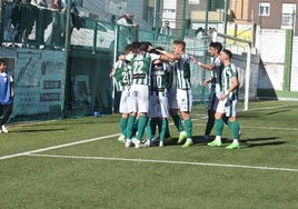 Celebración del gol de Pica.