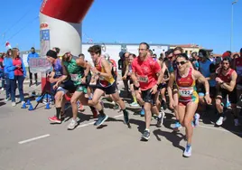 La salida de la carrera absoluta en Aldeatejada