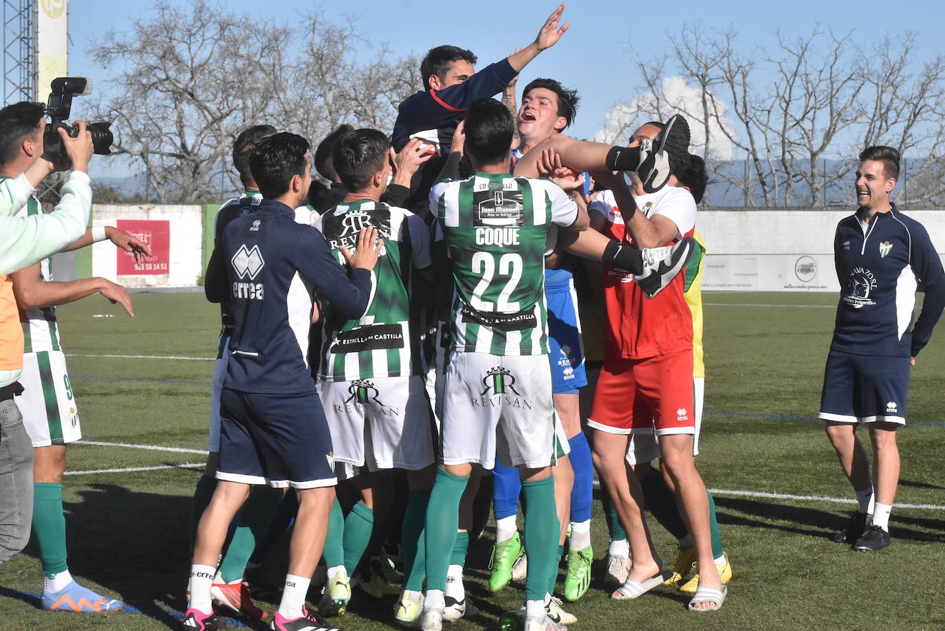 Explosión de alegría del Guijuelo tras clasificarse para el playoff