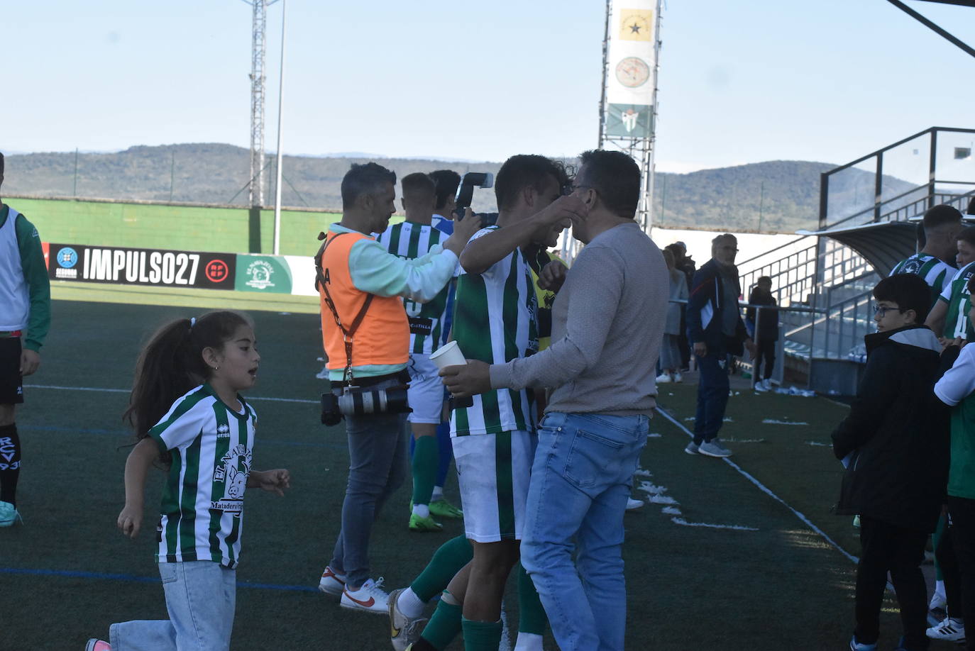 Explosión de alegría del Guijuelo tras clasificarse para el playoff