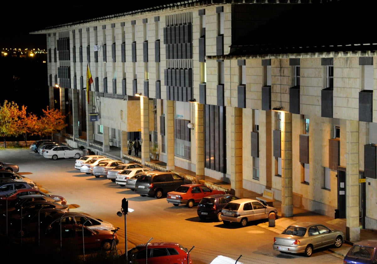 Detenido en Salamanca por amenazar a su ex y echarla de casa con su bebé tras una fuerte discusión