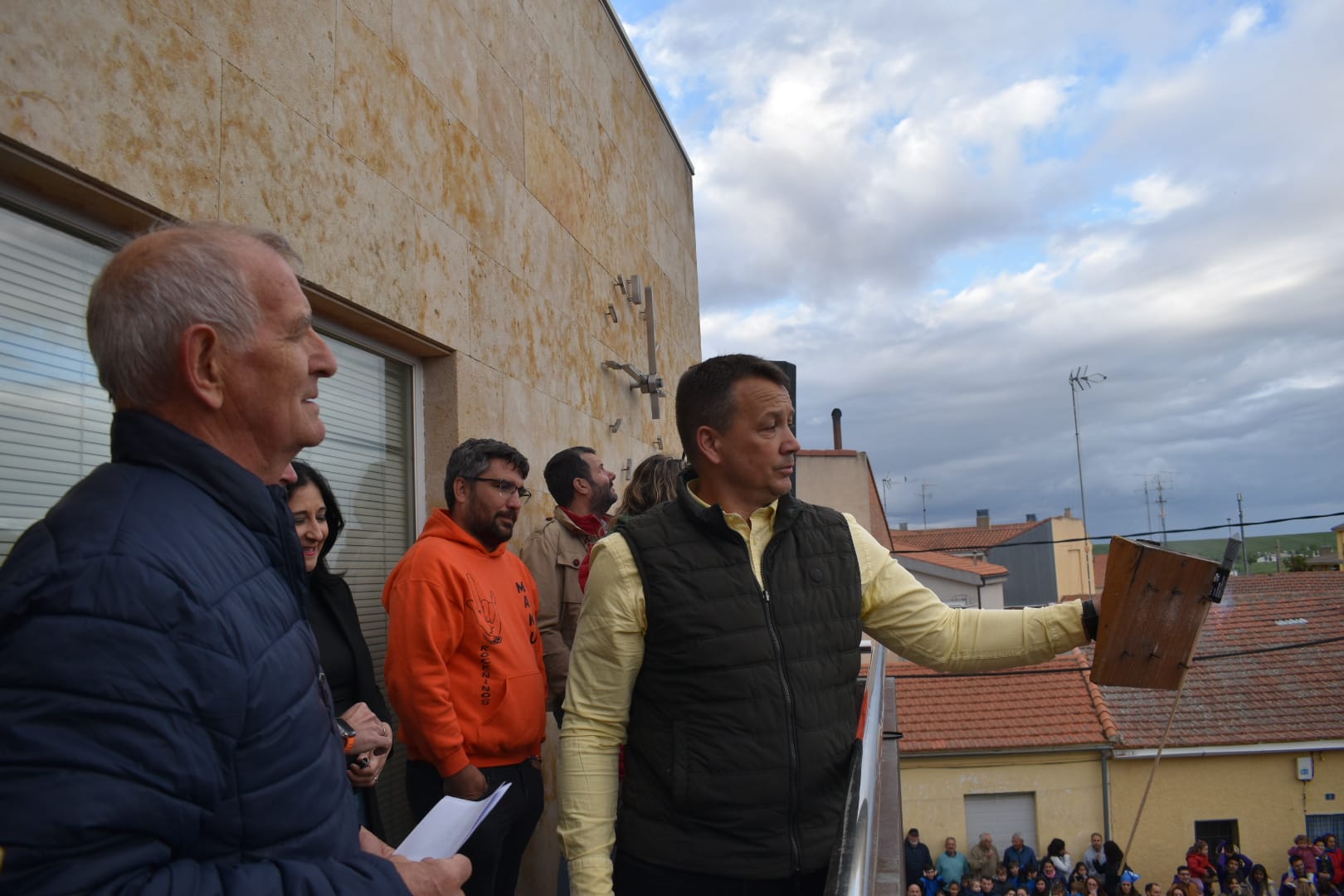 Así han sido el pregón, el chupinazo y la cita de las peñas en las fiestas de Doñinos