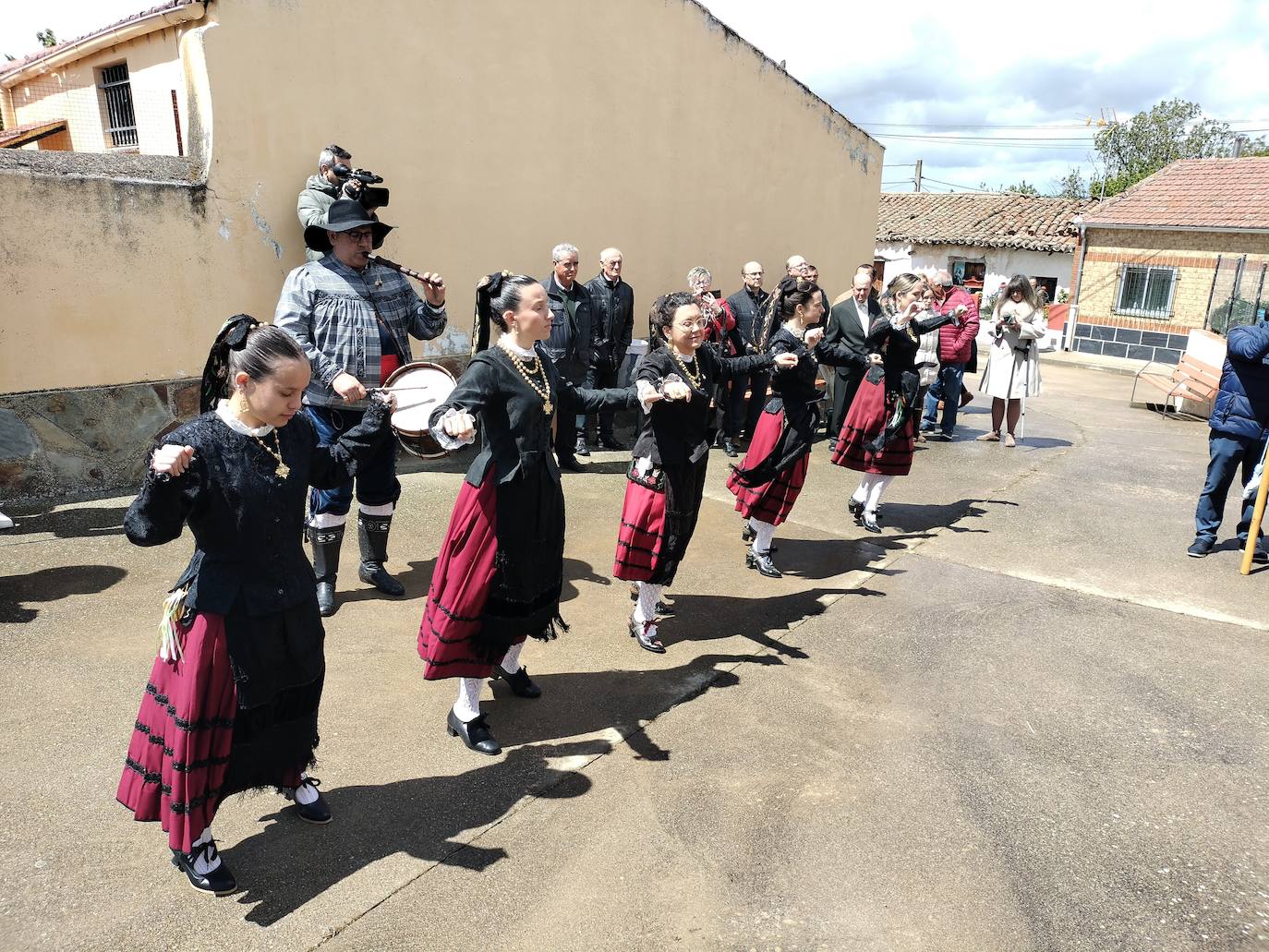 Animada jornada festiva en Cabezuela de Salvatierra en honor a San Marcos