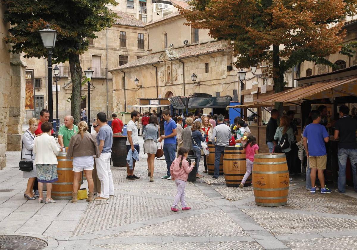 Casetas en la zona de Las Úrsulas en ediciones anteriores de la Feria de Día.