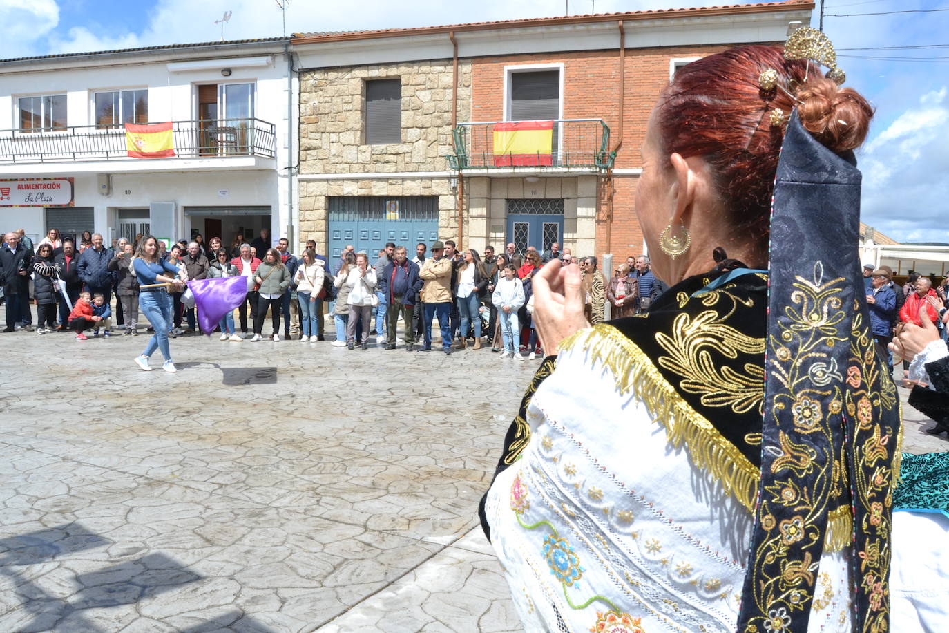 La Feria de San Felipe se impone a la lluvia en Barruecopardo