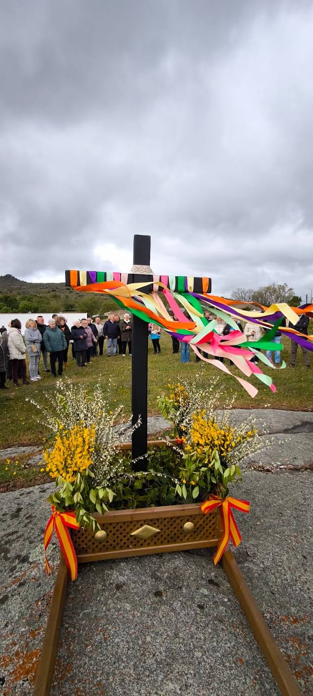 Nava de Béjar celebra la festividad de la Bendita Cruz