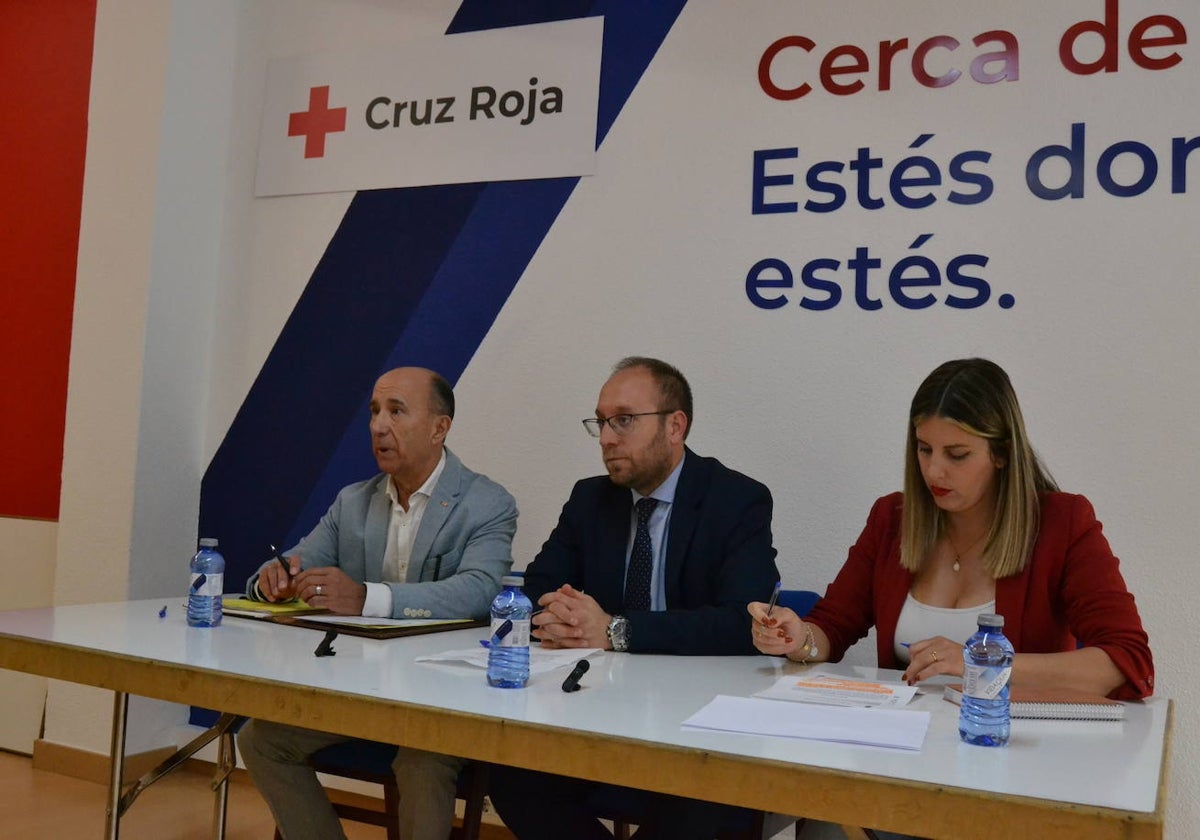 Ángel Agudo, Marcos Iglesias y Joana Veloso en la rueda de prensa