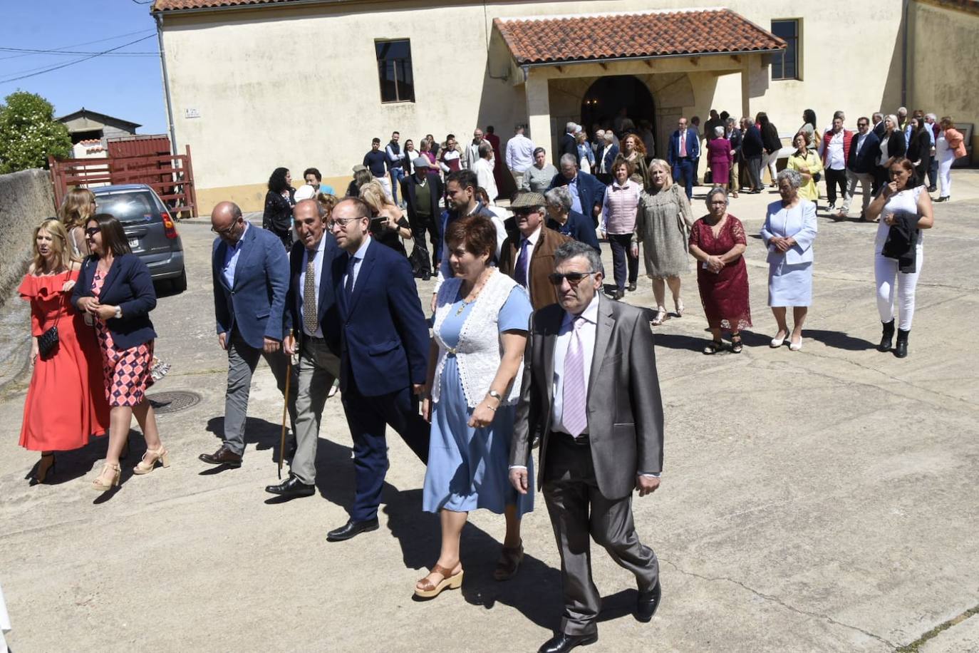 Bocacara disfruta de una soleada mañana en la procesión de San Miguel  Arcángel | La Gaceta de Salamanca