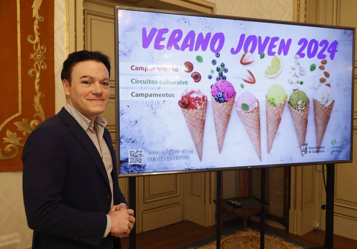 Pedro Martínez en la presentación del 'Verano Joven'.