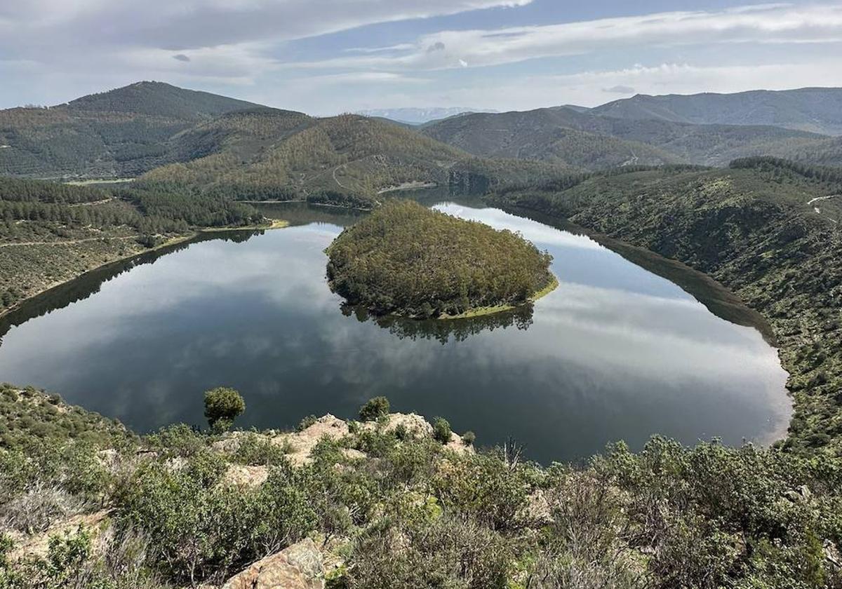 Espectacular vista del meandro desde la zona del mirador.