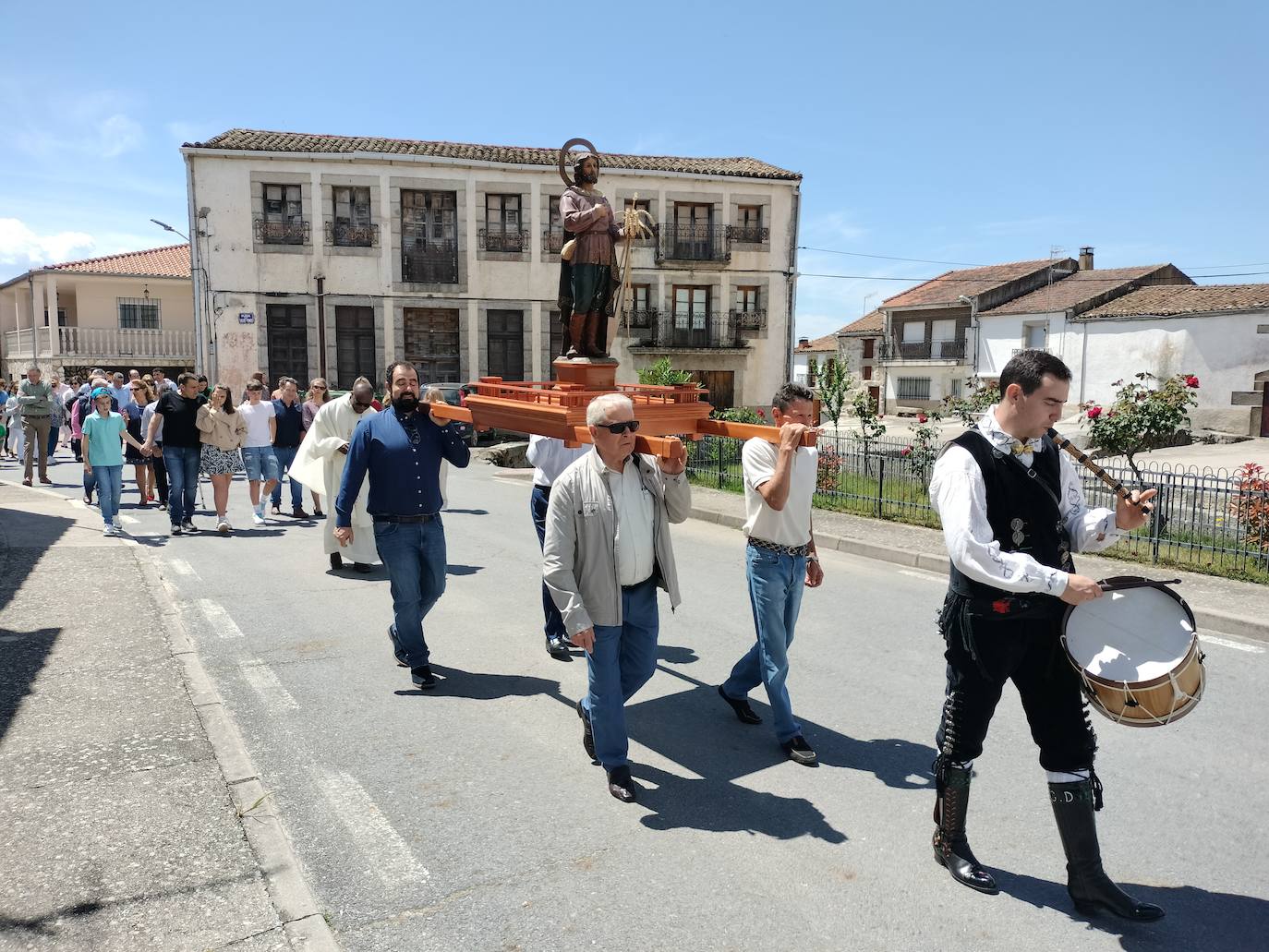 Peromingo cumple con San Isidro y celebra su día de fiesta