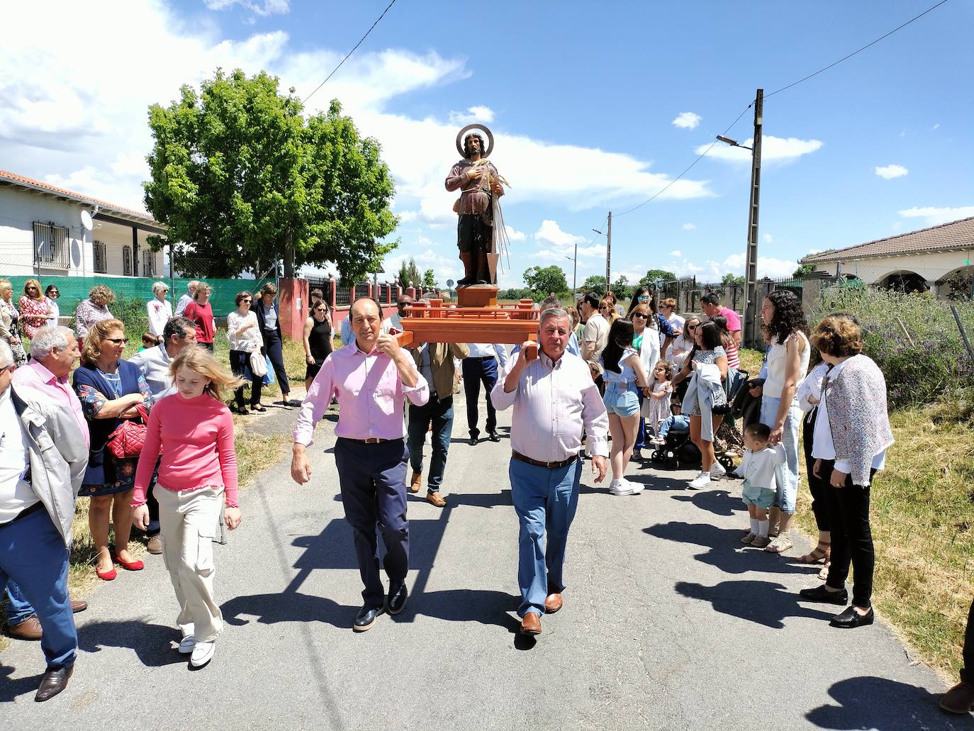 Peromingo cumple con San Isidro y celebra su día de fiesta