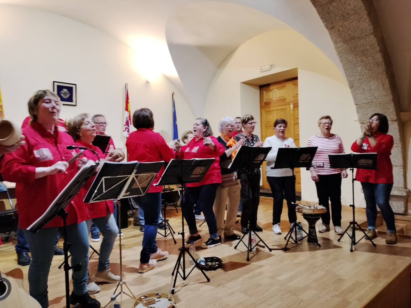 Despedida musical para los mayores de El Castañar